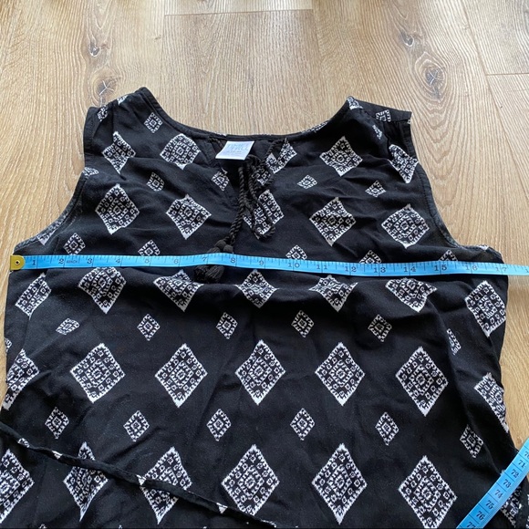 Bohemian Peasant Style Shift Sundress. Geometric Tribal Pattern. - Picture 11 of 11